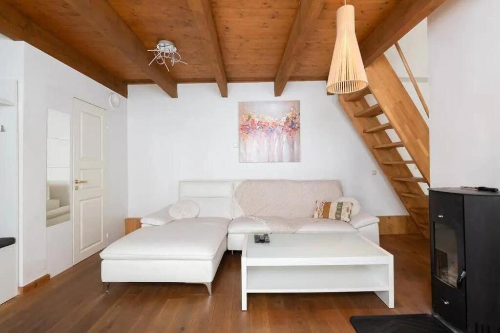 Cozy 3 Story House In Old Town Korter Tallinn