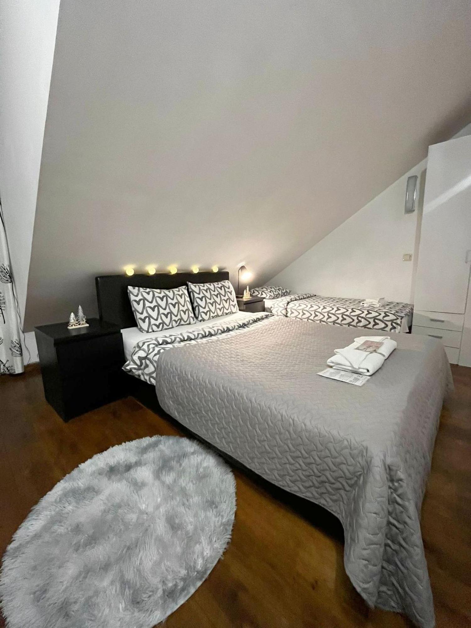 Korter Cozy 3 Story House In Old Town *